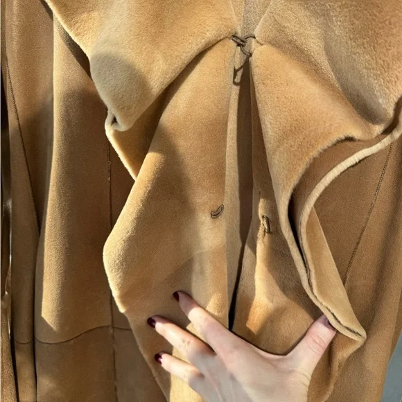 Dennis Basso Sheared Mink Reversible Camel Ruffled Coat - Picture 3 of 11